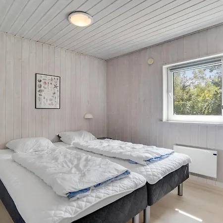 Lovely In With Sauna Блаванн